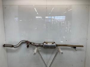 Gebruikte Katalysator Peugeot 408 1.2 Hybrid 136 Prijs op aanvraag aangeboden door Snuverink Autodemontage