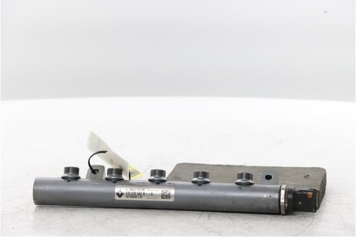 Gebruikte Injector brug Renault Scénic III (JZ) 1.6 Energy dCi 130 Prijs € 181,50 Inclusief btw aangeboden door Snuverink Autodemontage