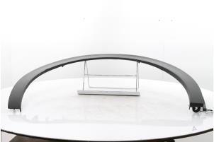 Gebruikte Spatbordverbreder Peugeot 408 1.2 Hybrid 136 Prijs op aanvraag aangeboden door Snuverink Autodemontage