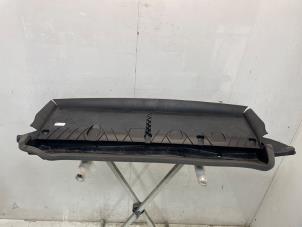 Gebruikte Luchtfilterhuis Tesla Model Y (5YJY) RWD Prijs op aanvraag aangeboden door Snuverink Autodemontage