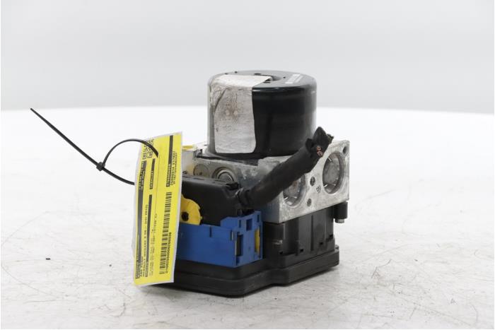 Gebruikte ABS Pomp Renault Megane III Berline (BZ) 1.4 16V TCe 130 Prijs € 200,00 Margeregeling aangeboden door Snuverink Autodemontage