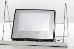 Gebruikte Display Interieur Renault Clio V (RJAB) 1.6 E-Tech 145 16V Prijs op aanvraag aangeboden door Snuverink Autodemontage