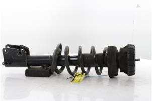 Gebruikte Mac Phersonpoot links-voor Renault Trafic (1FL/2FL/3FL/4FL) 2.0 dCi 16V 150 Prijs € 78,65 Inclusief btw aangeboden door Snuverink Autodemontage