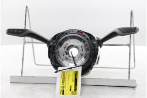 Gebruikte Licht + Raw Schakelaar Tesla Model Y (5YJY) RWD Prijs op aanvraag aangeboden door Snuverink Autodemontage