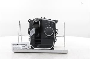 Gebruikte Versnellingspook BMW 1 serie (F40) 118i 1.5 TwinPower 12V Prijs € 330,00 Margeregeling aangeboden door Snuverink Autodemontage