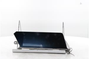 Gebruikte Display Interieur BMW 1 serie (F40) 118i 1.5 TwinPower 12V Prijs op aanvraag aangeboden door Snuverink Autodemontage