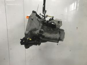 Gebruikte Versnellingsbak Citroen DS3 (SA) 1.4 16V VTi Prijs € 430,00 Margeregeling aangeboden door Snuverink Autodemontage