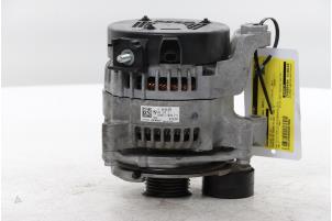 Gebruikte Dynamo BMW 1 serie (F40) 118i 1.5 TwinPower 12V Prijs € 125,00 Margeregeling aangeboden door Snuverink Autodemontage