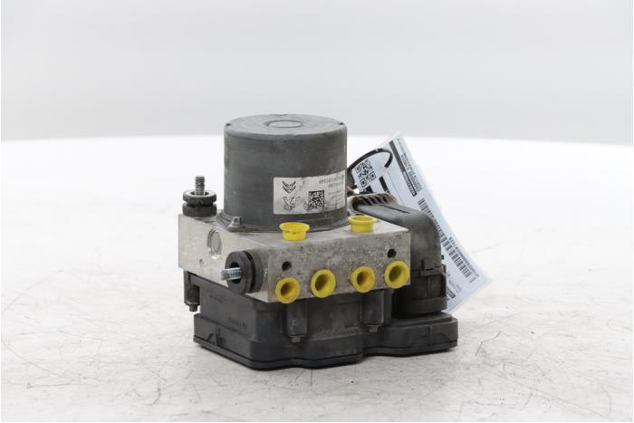 Gebruikte ABS Pomp Peugeot Expert (V1/VA/VB/VE/VF/VT/VY) 1.5 BlueHDi 120 Prijs € 423,50 Inclusief btw aangeboden door Snuverink Autodemontage