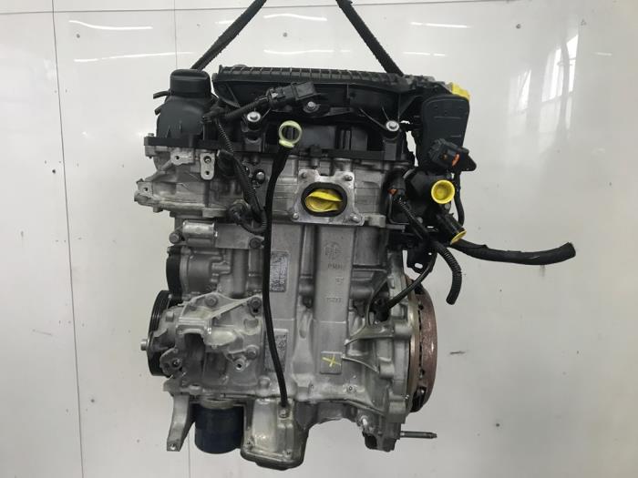 Gebruikte Motor Peugeot 208 II (UB/UH/UP) 1.2 Vti 12V PureTech 75 Prijs € 2.117,50 Inclusief btw aangeboden door Snuverink Autodemontage