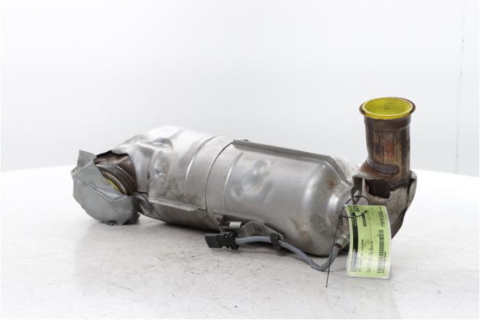 Katalysator van een Opel Corsa F (UB/UH/UP) 1.2 Turbo 12V 100 2020