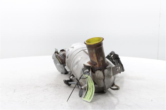Katalysator van een Opel Corsa F (UB/UH/UP) 1.2 Turbo 12V 100 2020