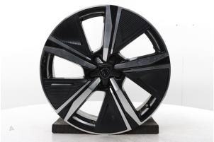 Gebruikte Velg Peugeot 308 SW (F4/FC/FN/FR) 1.2 PureTech Hybrid 136 Prijs op aanvraag aangeboden door Snuverink Autodemontage