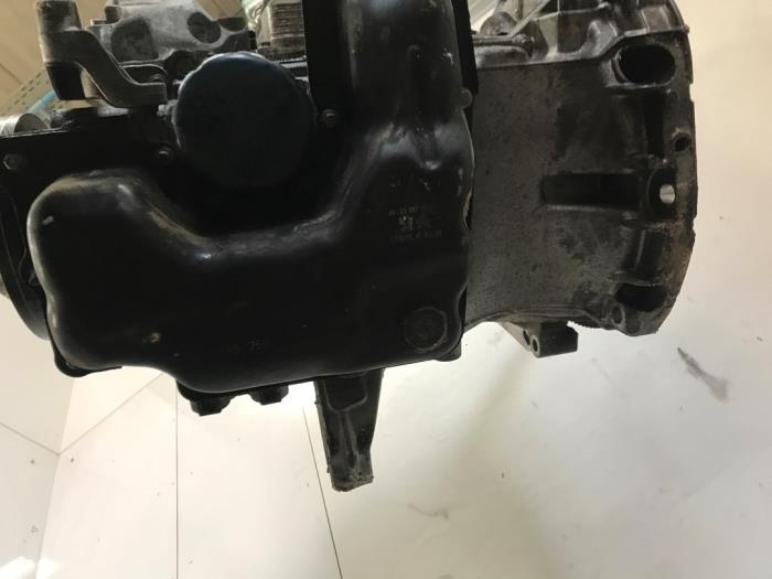 Motor Onderblok van een Peugeot 2008 (CU) 1.2 12V e-THP PureTech 110 2016