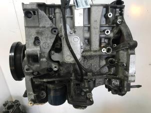 Gebruikte Motor Onderblok Peugeot 2008 (CU) 1.2 12V e-THP PureTech 110 Prijs op aanvraag aangeboden door Snuverink Autodemontage