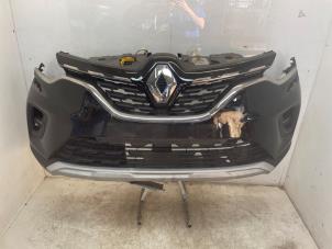 Gebruikte Bumper voor Renault Captur II (RJB) 1.6 E-Tech 145 Prijs op aanvraag aangeboden door Snuverink Autodemontage