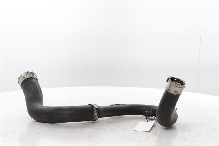 Gebruikte Intercooler Slang Renault Captur II (RJB) 1.0 TCe 90 12V Prijs € 75,00 Margeregeling aangeboden door Snuverink Autodemontage