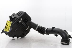 Gebruikte Luchtfilterhuis Renault Captur II (RJB) Prijs € 140,00 Margeregeling aangeboden door Snuverink Autodemontage