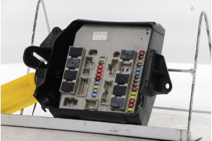 Gebruikte Zekeringkast Renault Clio Prijs € 350,00 Margeregeling aangeboden door Snuverink Autodemontage