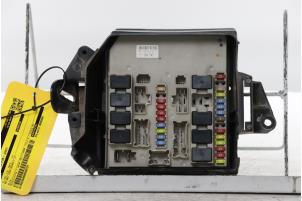 Gebruikte Zekeringkast Renault Clio Prijs € 350,00 Margeregeling aangeboden door Snuverink Autodemontage