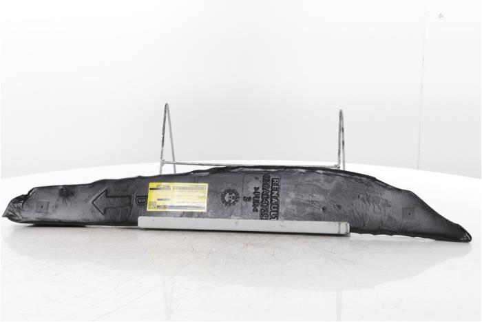 Gebruikte Diversen Renault Austral 1.2 E-Tech Hybrid 200 Prijs € 40,00 Margeregeling aangeboden door Snuverink Autodemontage