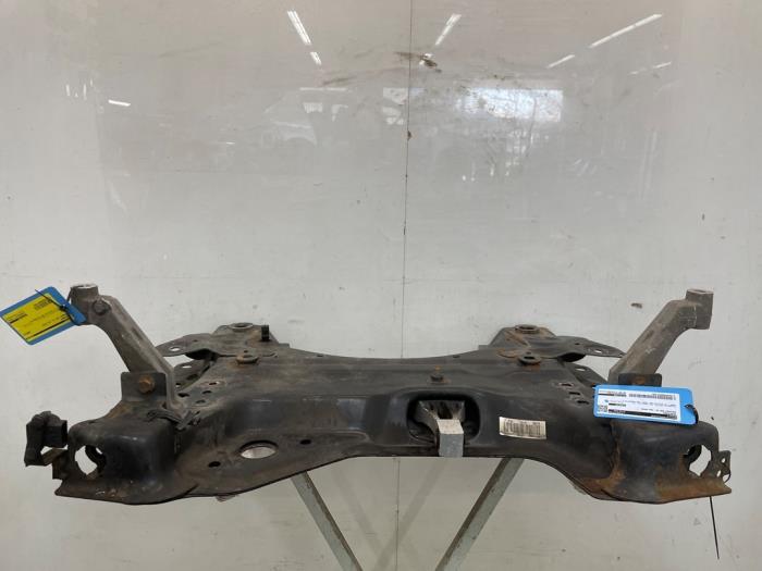 Gebruikte Subframe Peugeot 308 SW (L4/L9/LC/LJ/LR) 1.2 12V e-THP PureTech 130 Prijs € 145,00 Margeregeling aangeboden door Snuverink Autodemontage