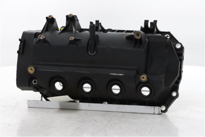 Gebruikte Kleppendeksel Renault Twingo II (CN) 1.2 16V Prijs € 45,00 Margeregeling aangeboden door Snuverink Autodemontage