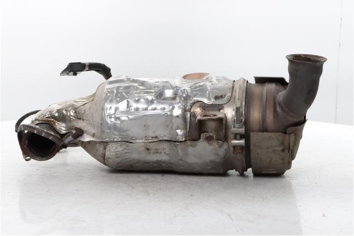 Gebruikte Katalysator Citroen C4 Picasso (3D/3E) 1.6 e-HDi 115 Prijs € 160,00 Margeregeling aangeboden door Snuverink Autodemontage