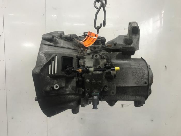 Gebruikte Versnellingsbak Citroen C4 Picasso (3D/3E) 1.2 12V PureTech 130 Prijs € 350,00 Margeregeling aangeboden door Snuverink Autodemontage