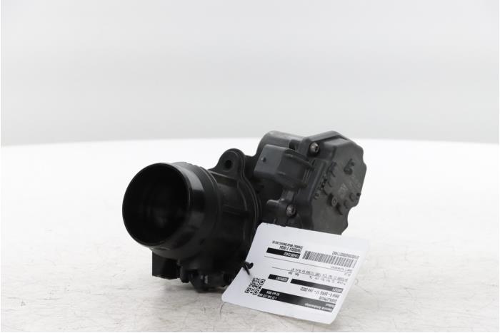 Gebruikte Gasklephuis BMW 5 serie Touring (G31) 520d Prijs € 78,65 Inclusief btw aangeboden door Snuverink Autodemontage