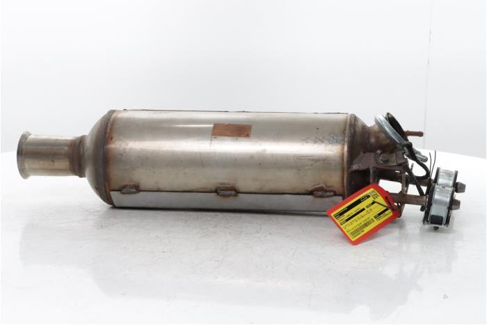 Gebruikte Roetfilter Citroen C-Crosser 2.2 HDiF 16V Prijs € 250,00 Margeregeling aangeboden door Snuverink Autodemontage