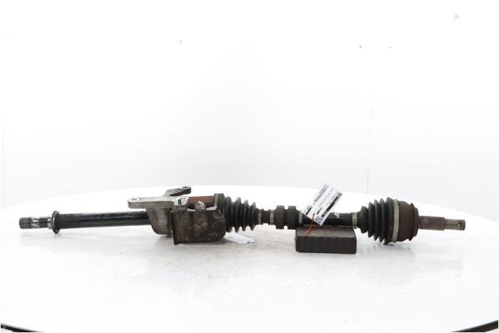 Gebruikte Aandrijfas rechts-voor Nissan Qashqai (J11) 1.2 DIG-T 16V Prijs € 130,00 Margeregeling aangeboden door Snuverink Autodemontage