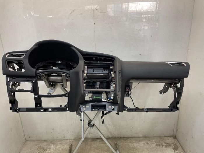 Gebruikte Dashboard Citroen DS4 (NX) 1.6 16V VTi 120 Prijs € 350,00 Margeregeling aangeboden door Snuverink Autodemontage