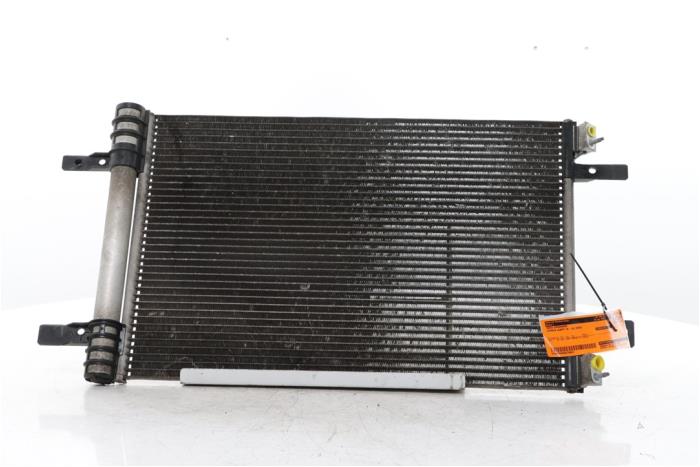 Gebruikte Airco Condensor Citroen Jumpy 2.0 Blue HDI 145 Prijs € 84,68 Inclusief btw aangeboden door Snuverink Autodemontage