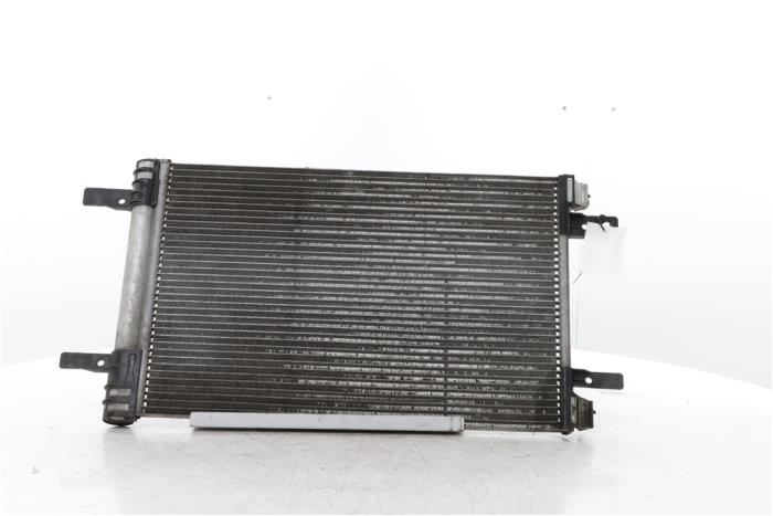 Gebruikte Airco Condensor Peugeot Expert (V1/VA/VB/VE/VF/VT/VY) 2.0 Blue HDi 120 16V Prijs € 84,68 Inclusief btw aangeboden door Snuverink Autodemontage
