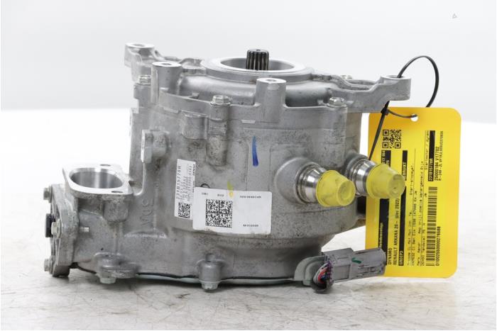 Gebruikte Dynamo Renault Arkana (RJLL) 1.6 E-Tech 145 16V Prijs € 435,60 Inclusief btw aangeboden door Snuverink Autodemontage
