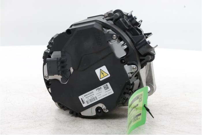 Gebruikte Alternator Opel Grandland (OV64) 1.2 Turbo 12V Hybrid 136 Prijs € 975,00 Margeregeling aangeboden door Snuverink Autodemontage