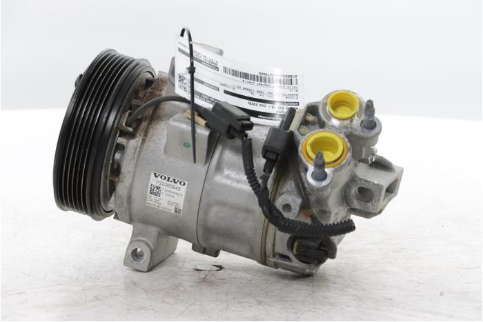 Gebruikte Aircopomp Volvo S60 III (ZS) 2.0 T4 16V Prijs € 250,00 Margeregeling aangeboden door Snuverink Autodemontage