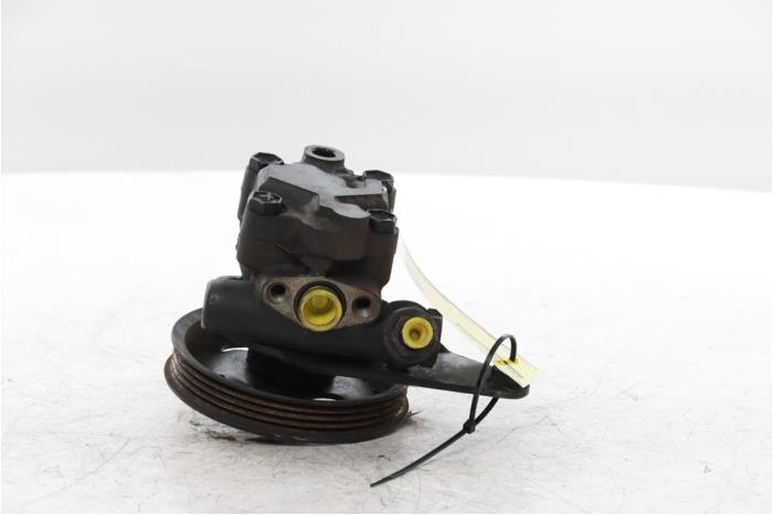 Gebruikte Pomp Servo Renault Vel Satis (BJ) 3.5 V6 24V Autom. Prijs € 160,00 Margeregeling aangeboden door Snuverink Autodemontage