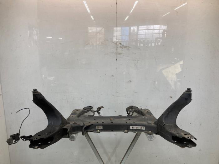 Gebruikte Subframe BMW 1 serie (F40) 118d 2.0 16V Prijs € 230,00 Margeregeling aangeboden door Snuverink Autodemontage