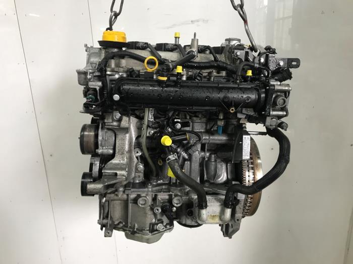 Gebruikte Motor Renault Megane IV Estate (RFBK) 1.2 Energy TCE 130 Prijs € 1.950,00 Margeregeling aangeboden door Snuverink Autodemontage