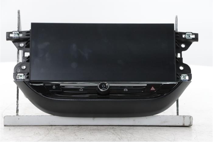 Gebruikte Display Interieur Opel Corsa F (UB/UH/UP) 1.2 Turbo 12V 110 Hybrid Prijs € 290,00 Margeregeling aangeboden door Snuverink Autodemontage