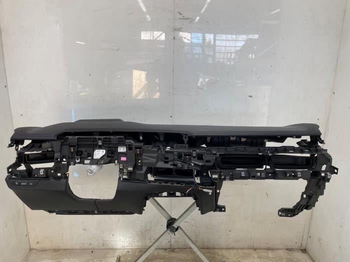 Gebruikte Dashboard BMW X1 (U11) sDrive 18d 2.0 16V Prijs € 1.808,95 Inclusief btw aangeboden door Snuverink Autodemontage