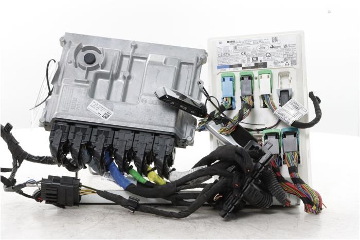 Gebruikte Computer Motormanagement BMW X1 (U11) sDrive 18d 2.0 16V Prijs € 423,50 Inclusief btw aangeboden door Snuverink Autodemontage