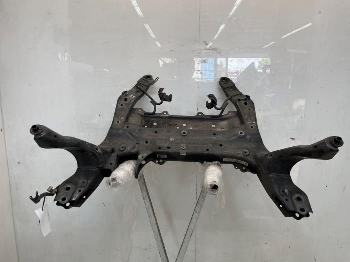 Gebruikte Subframe BMW 2 serie Active Tourer (F45) 225xe iPerformance 1.5 TwinPower Turbo 12V Prijs € 175,00 Margeregeling aangeboden door Snuverink Autodemontage