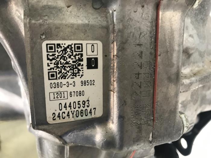 Versnellingsbak van een Peugeot 308 SW (F4/FC/FN/FR) 1.6 16V HYbrid 180 e-EAT8 2025