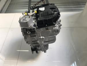 Versnellingsbak van een Peugeot 308 SW (F4/FC/FN/FR) 1.6 16V HYbrid 180 e-EAT8 2025