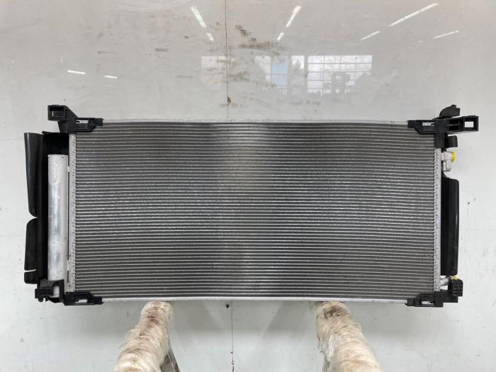 Gebruikte Airco Condensor Lexus UX 300h 2.0 16V Prijs € 165,00 Margeregeling aangeboden door Snuverink Autodemontage