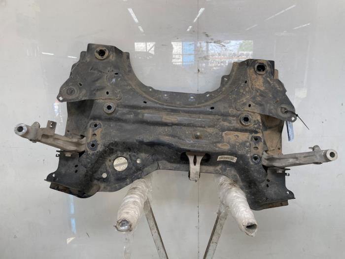 Gebruikte Subframe Peugeot 308 SW (F4/FC/FN/FR) 1.6 16V HYbrid 180 e-EAT8 Prijs € 199,65 Inclusief btw aangeboden door Snuverink Autodemontage
