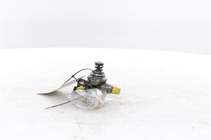 Gebruikte Brandstofpomp Mechanisch Volkswagen Polo VI (AW1) 1.0 TSI 12V Prijs € 80,00 Margeregeling aangeboden door Snuverink Autodemontage